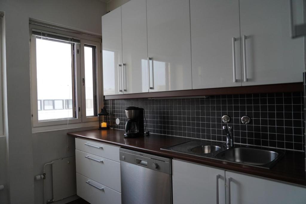 Cozy And Bright 2-Bedroom Apartment Washer And Dryer, King Size Bed Рованіемі Екстер'єр фото